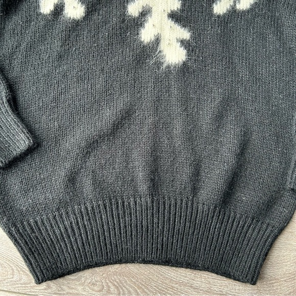 Vintage 80s Miréne Rabbit Hair Blend Faux Pearl Accents Sweater - Picture 11 of 14